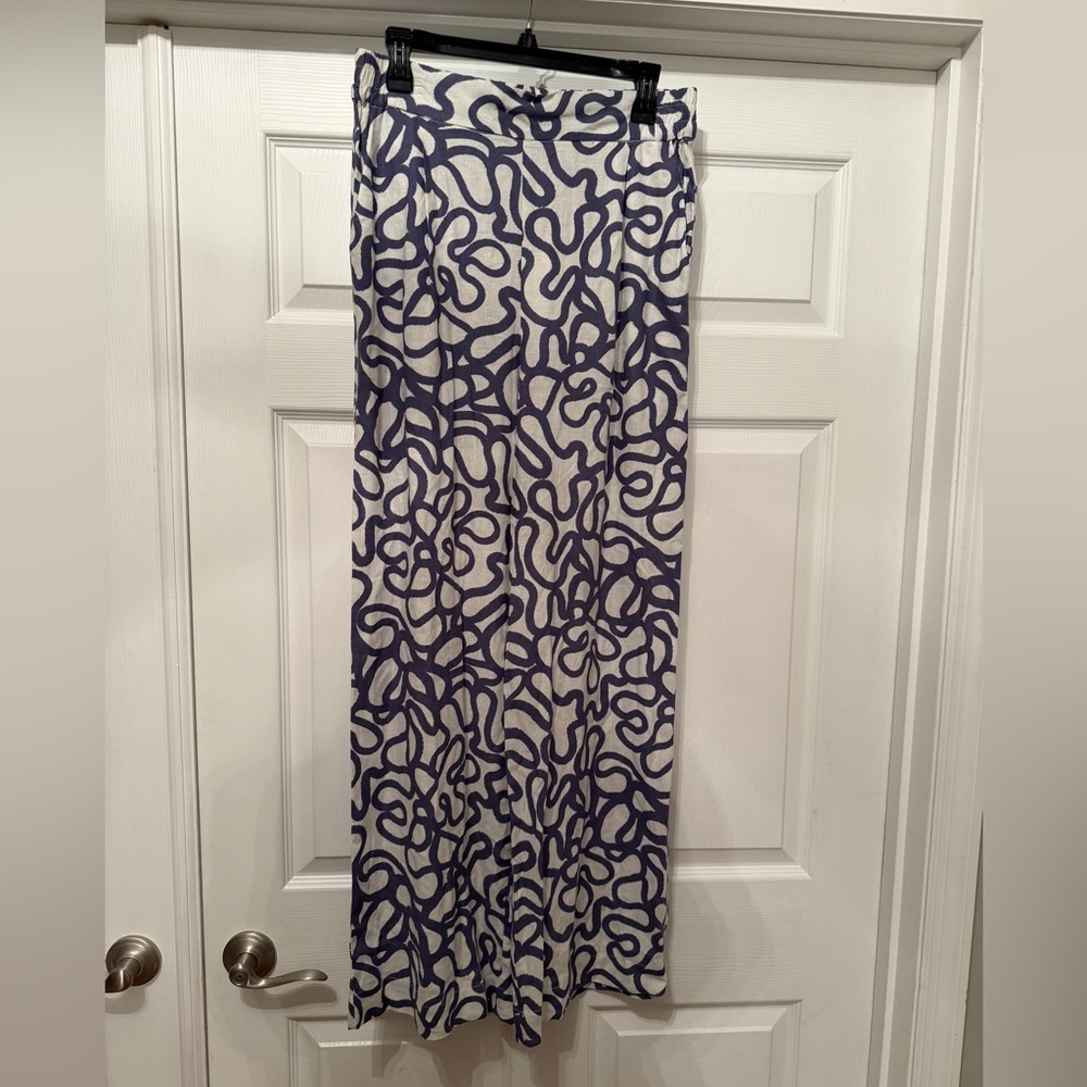 NWT Every (brand) cream and blue/purple swirl pattern pull on pants Size Medium